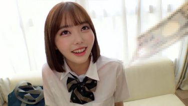 素人発情JKあすかちゃん♡触ってないのにすでにパンツにはシミが…♡クリトリスに電マ当てられてビクッ！イクっ！
